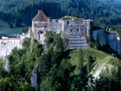 Château de Joux | La Cluse et Mijoux