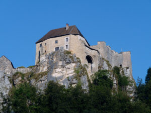 Château de Joux - La Cluse et Mijoux